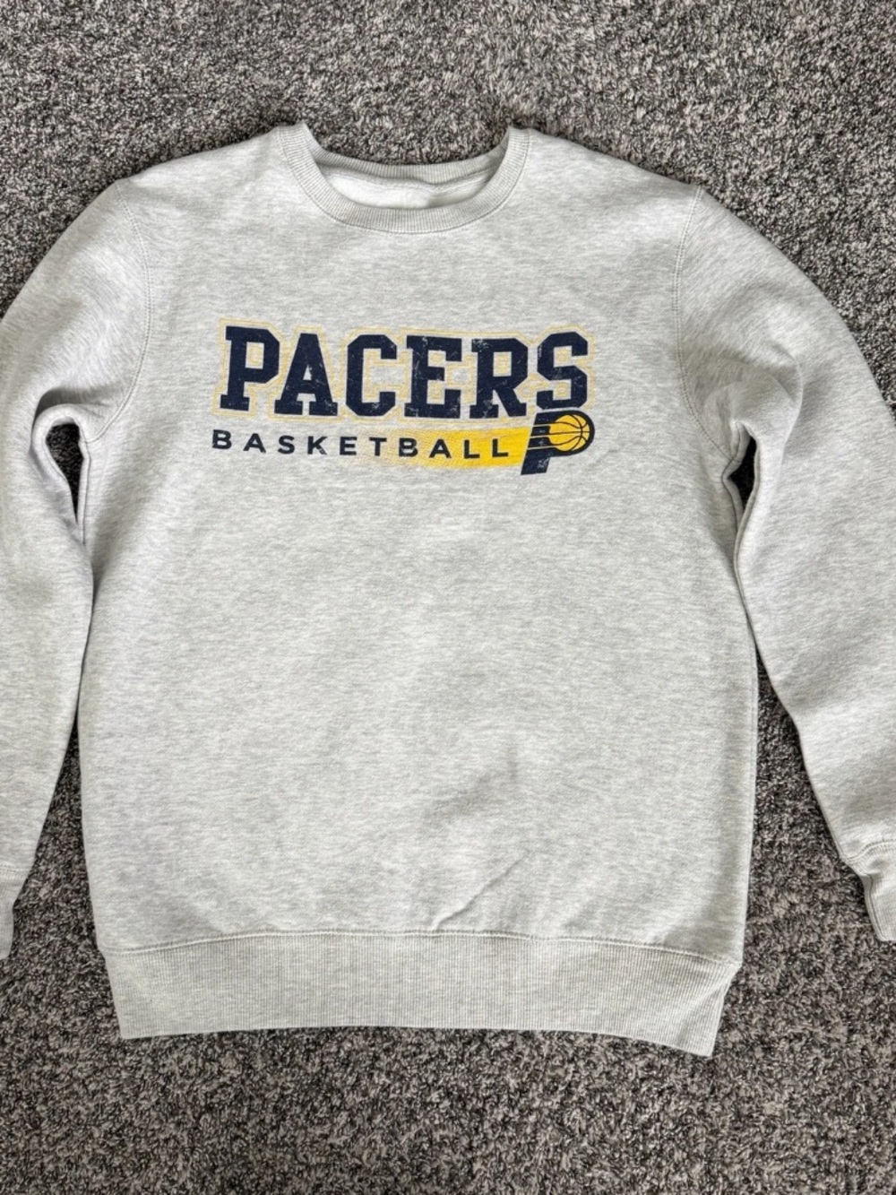 Indiana Pacers Crewneck Sweatshirt Mens Medium Gray NBA Basketball Fleece